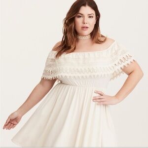 Torrid Ivory Lace Off-The-Shoulder Mini Dress Plus Size 0 - Boho Chic